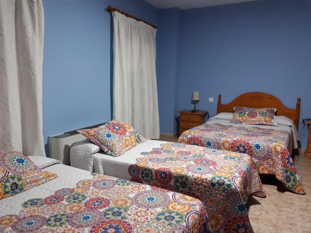 Hostal Julio ตรูคีโย ภายนอก รูปภาพ